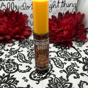 Breath Refreshing spray by: Laryngoal